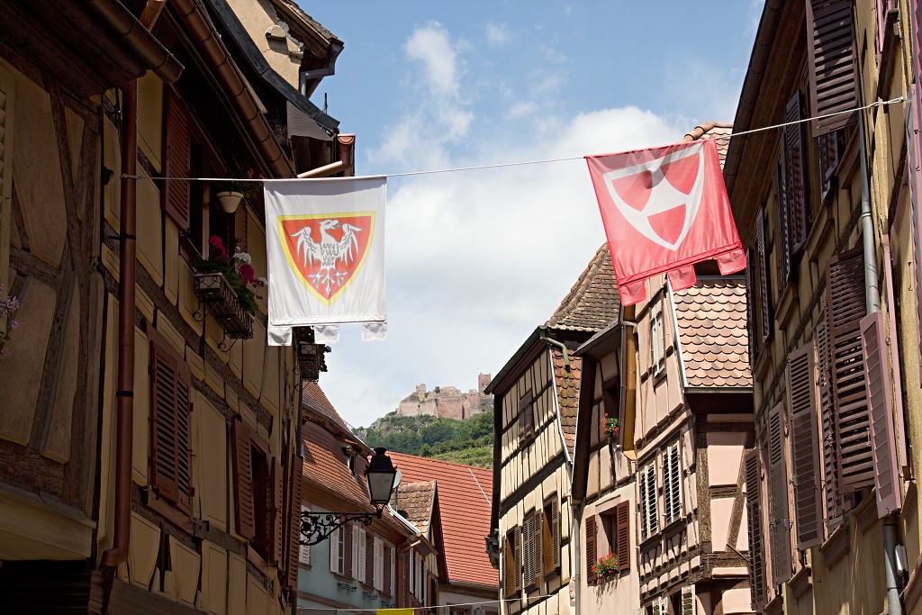 ribeauville hdr france frankrijk elzas vogezen vosges haut-rhin haut rhin Sinnplatz kasteel chateau Girsberg Saint Ulrich Haut-Ribeaupierre